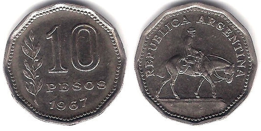 (60) Argentina. 1967. 10 Pesos (MBC)